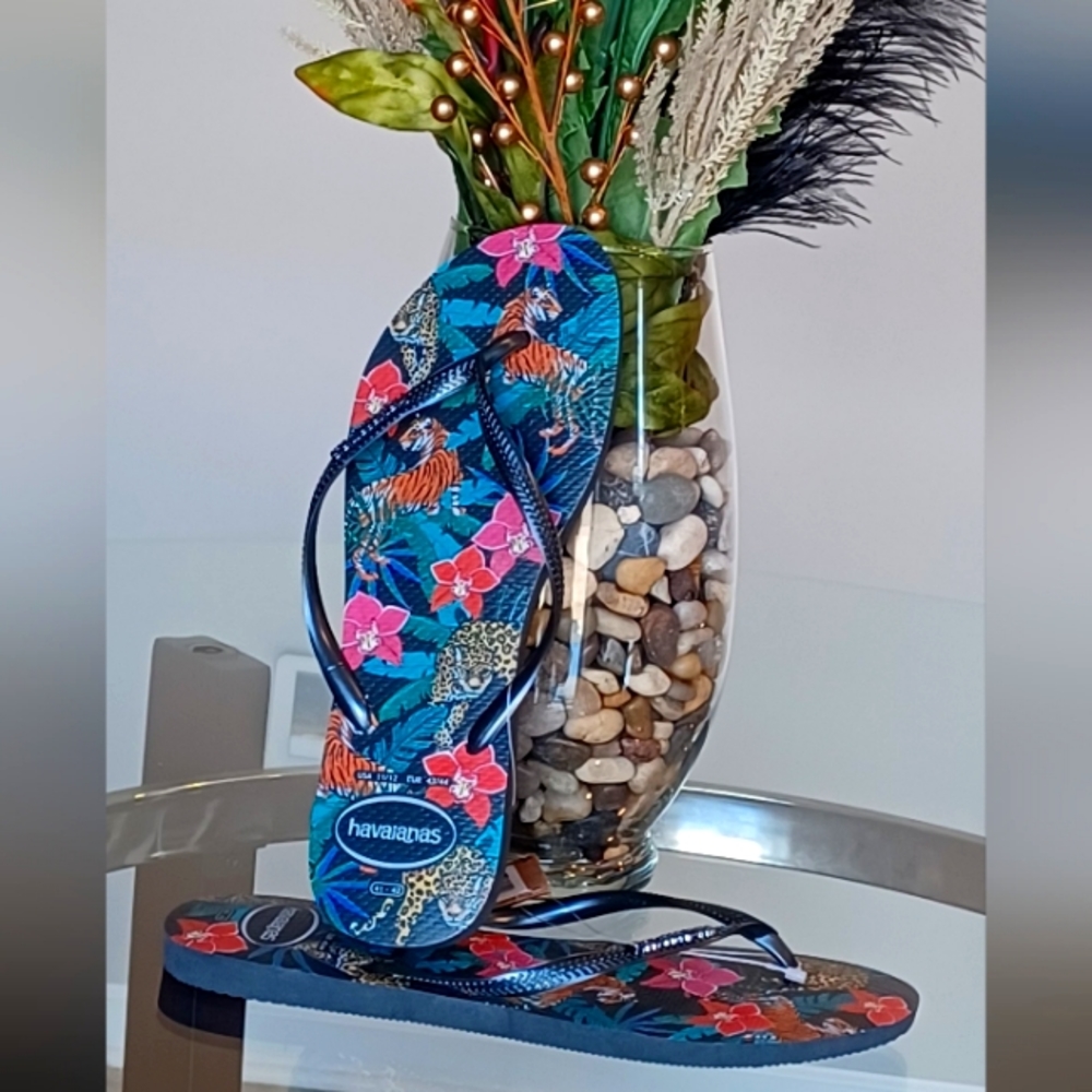 Brand new flip flops